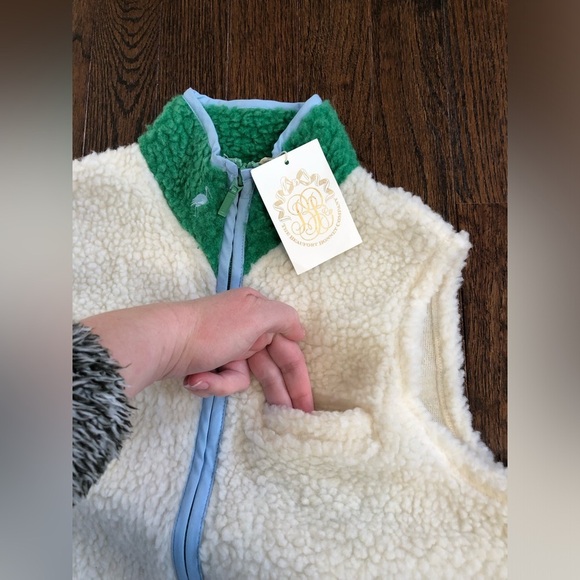 The Beaufort Bonnet Company Boys 14 Van Camp Vest Palmetto Pearl Sherpa … - Picture 4 of 13